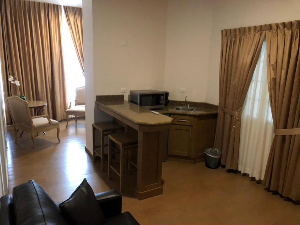 Best Western Centro Cadereyta Cadereyta Jimenez Bagian luar foto